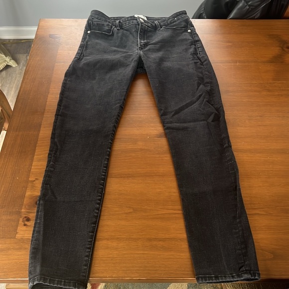 Pre loved Abercrombie and Fitch skinny jeans - Picture 5 of 10